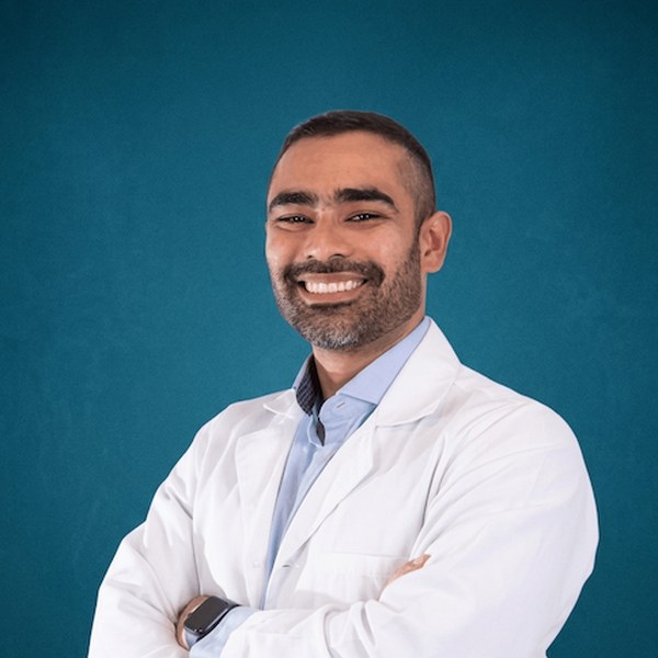 Dr. Kevin Fernández, MD